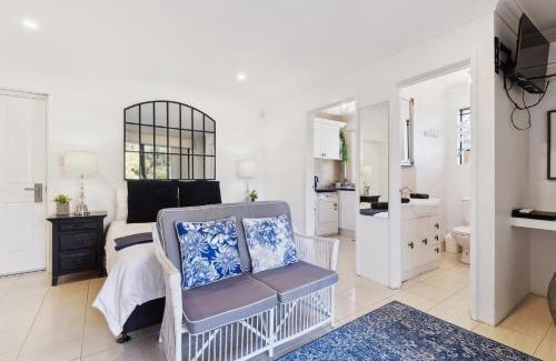 Maylands Casa | WOOD14 - River Suite