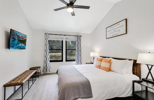 Wimberley Casa | Woodacre Cottage