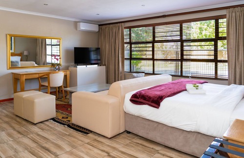Milnerton Casa | Woodbridge Lodge