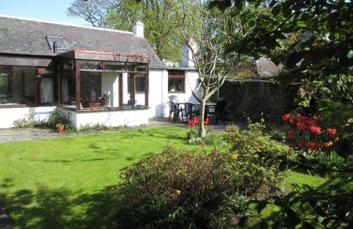 Ayr Casa | Woodcroft Cottage