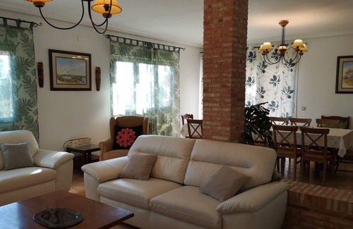 Toledo Chalet De Esquí | Villa con piscina en los cigarrales de Toledo