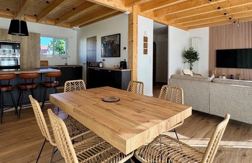 Sciez Chalet De Esquí | Wooden chalet 3 bedrooms - 8 pers - Near the beach - Weekly rental