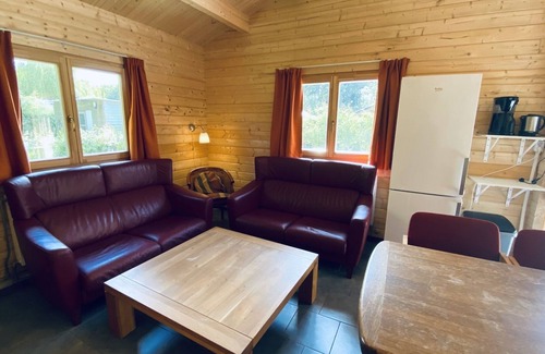 Ossenisse Casa | Wooden chalet for 6 people in a small holiday park in Ossenisse