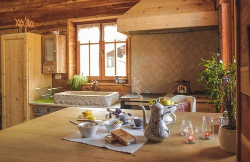 Frassilongo Chalet De Esquí | Wooden chalet in the Trentino Dolomites