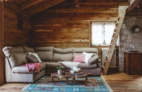 Frassilongo Chalet De Esquí | Wooden chalet in the Trentino Dolomites