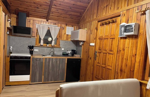 Llagostera Casa | Wooden House Can Cabri's
