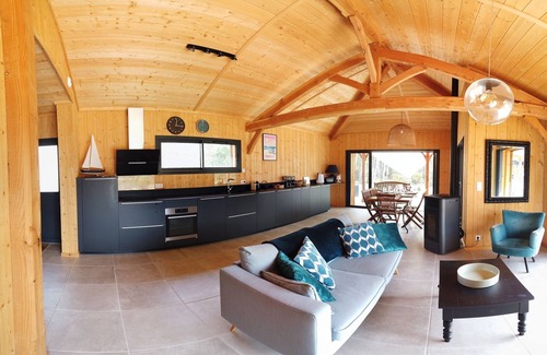 Vensac Casa | Wooden house overlooking the forest - 1km from the beach and Montalivet market