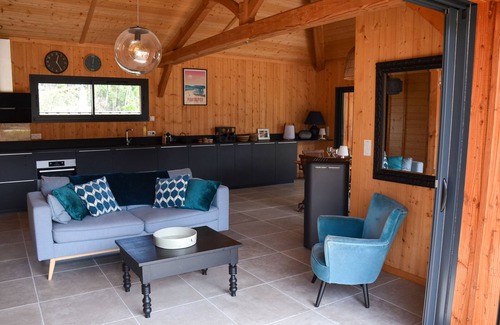 Vensac Casa | Wooden house overlooking the forest - 1km from the beach and Montalivet market