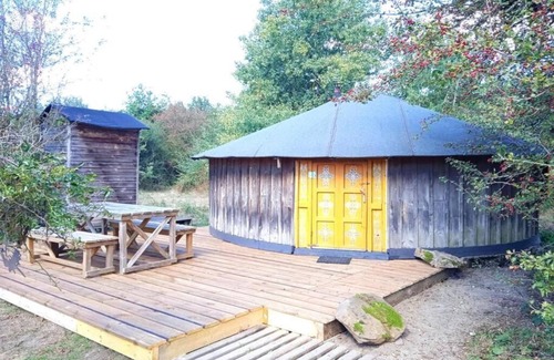 Gennes-Val-de-Loire Cabina | Wooden yurt La Citrolle in Le Thoureil, Maine & Loire