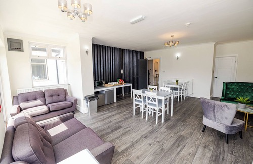 South Woodford Hotel | Woodford Hotel