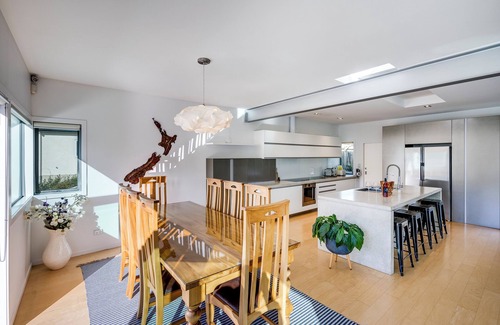Havelock North Casa | Woodford Views - Havelock North Holiday Home