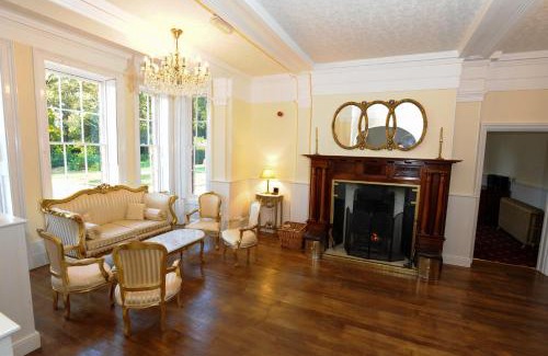 Woodhall Spa Casa | Woodhall Spa Manor - Stylish Secret Escape