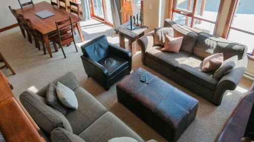 Sun Peaks Casa | Woodhaven #19 by Bear Country