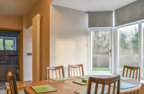 Kidwelly Casa | Woodland Cottage