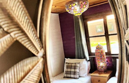 Llanybri Cabina | Woodland Lodge’s St Clears