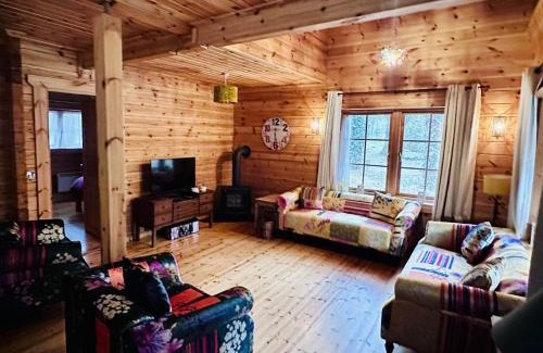 Ballyconnell Chalet De Esquí | Woodland Log Cabin