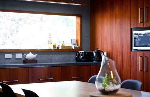 Foster Casa | Retiro de vacaciones Woodland Mirth