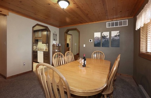 Woodland Park Cabina | Woodland Park Haven - ¡TINA CALIENTE / RENOVADA!