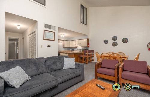 Basye Casa | Woodland Retreat (#90A) | Quiet area | Minutes to Bryce Resort!