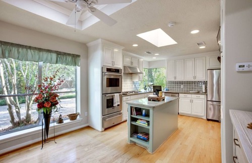 Grogan's Mill Casa | Woodlands Escape: 3BR Texas Retreat w/ Forest View