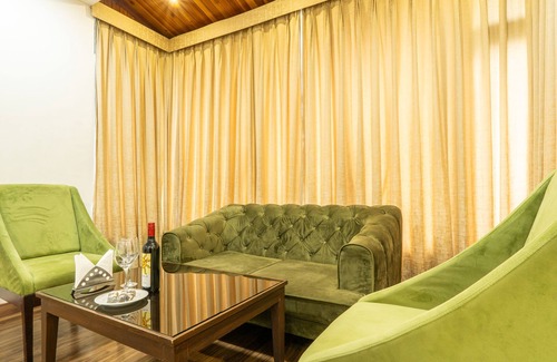 Old Manali Hotel | WoodRock Hotel Manali