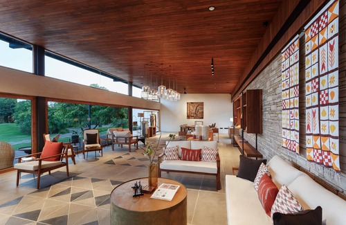 Talala Complejo | Woods at Sasan
