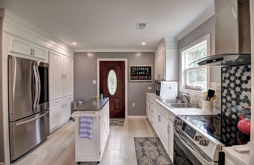 Woods Bay Chalet De Esquí | Woods Bay Chalet Close to Flathead Lake