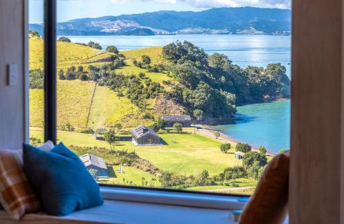 Waiheke Island Casa | Woodside Bay Cottage, Woodside Bay - Be My Guest Waiheke