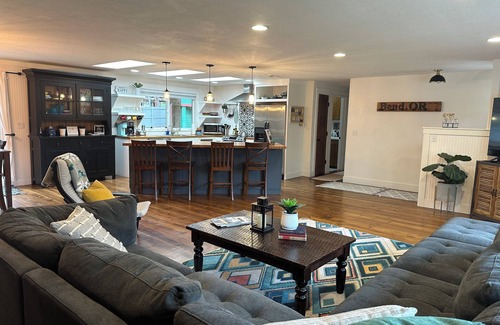 Bend Casa | Woodside Stay, Bend Oregon