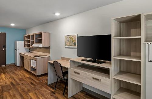 Newington Hotel | WoodSpring Suites Newington - Hartford South