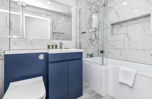 Hucknall Apartamento | Woodstock House Flat 1 - Comfy 2BR in Hucknall