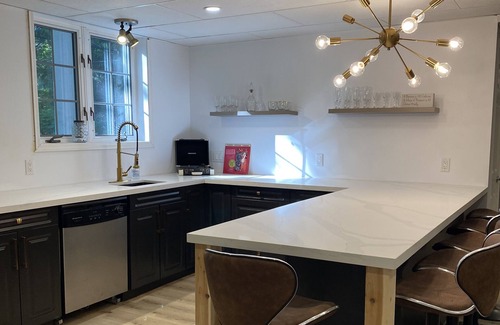Huron-Kinloss Cabaña | Woodsy Cottage with Hot Tub, Games Room & Wet Bar