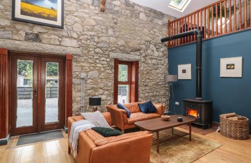 Tudenham Casa | Woodville Lodge