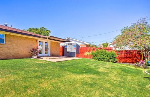 Woodward Casa | Woodward Home Near Crystal Beach Water Park!
