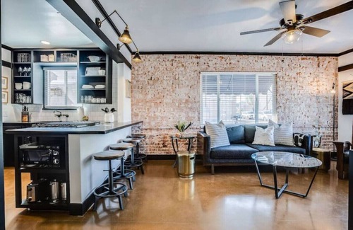 Encanto Casa | Woodward Place To Be
