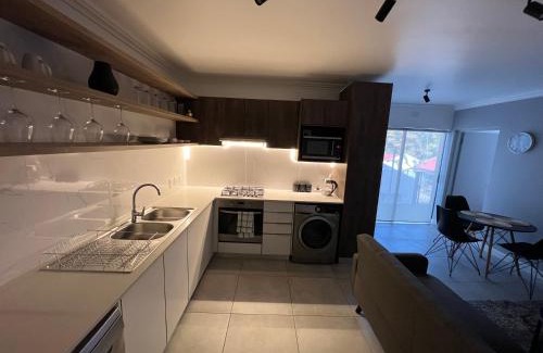 Richwood Apartamento | Woodys N Brooks Luxurious Apartment 7
