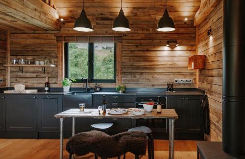 Llandrindod Wells Chalet De Esquí | Woolly Wood Cabins - Bryn