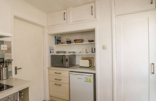 Chysauster Cabaña | Wootton Gray