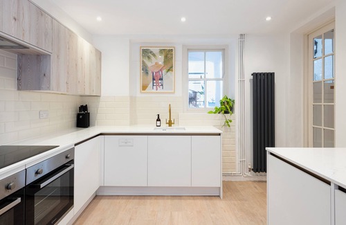 Petty France Casa | Wordsworth Spa - Birch Stays (New Home)