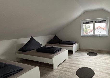 Munchen District Apartamento | Work and Sleep at Imperium