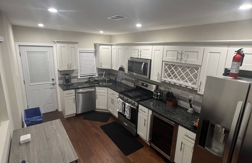 South Philadelphia Casa | Work Hard Play hard! South Philly Home