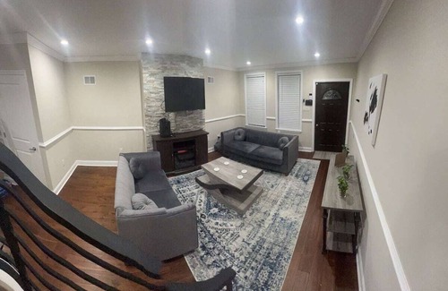 South Philadelphia Casa | Work Hard Play hard! South Philly Home