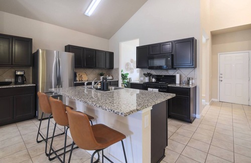 McNeil Casa | The Ultimate Home near Samsung – Spacious & Clean