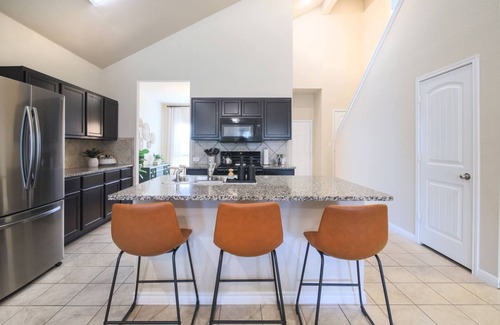 McNeil Casa | The Ultimate Home near Samsung – Spacious & Clean