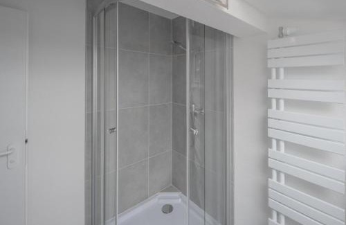 Villingen-Schwenningen Apartamento | WORK&SLEEP Moderne Apartments in Villingen Schwenningen - Einzelbetten, TV, Bettwäsche & Handtücher, WLAN