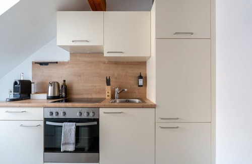 Leoben Apartamento | Work & Stay | 5 Guests | Fast WiFi | Near Station