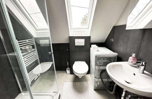 Rheidt Apartamento | Work & Stay Apartment in Niederkassel
