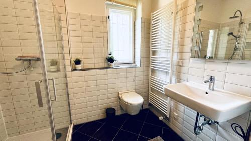 Blankenfelde-Mahlow Apartamento | Work & Stay- vollausgestattet mit Garten & Parkplatz