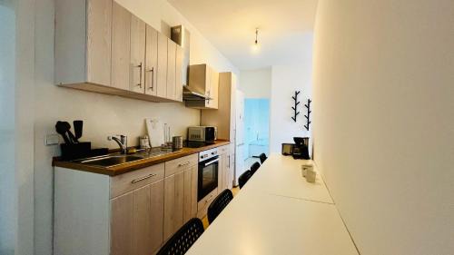 Blankenfelde-Mahlow Apartamento | Work & Stay- vollausgestattet mit Garten & Parkplatz