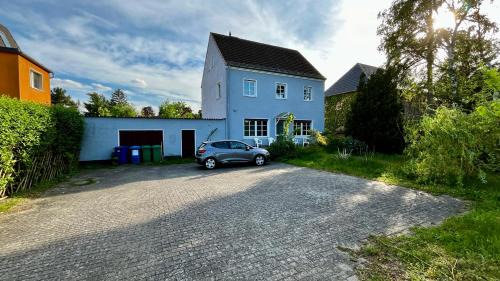 Blankenfelde-Mahlow Apartamento | Work & Stay- vollausgestattet mit Garten & Parkplatz